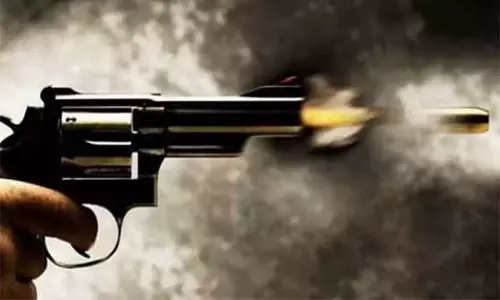 காஷ்மீரில் துப்பாக்கி குண்டு பாய்ந்து எல்லை பாதுகாப்பு அதிகாரி உயிரிழப்பு..! காஷ்மீரில் துப்பாக்கி குண்டு பாய்ந்து எல்லை பாதுகாப்பு அதிகாரி உயிரிழப்பு..!