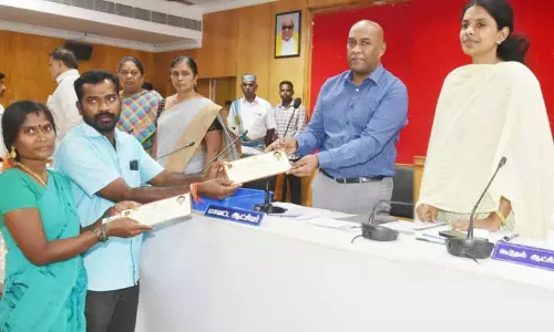 விழுப்புரம் கலெக்டர் அலுவலகத்தில் நடந்தமக்கள் குறைகேட்பு கூட்டத்தில் 436 மனுக்கள் பெறப்பட்டன விழுப்புரம் கலெக்டர் அலுவலகத்தில் நடந்தமக்கள் குறைகேட்பு கூட்டத்தில் 436 மனுக்கள் பெறப்பட்டன