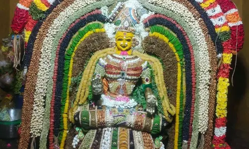 கொண்டத்து காளியம்மன் கோவில் குண்டம் திருவிழா