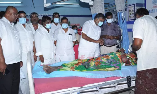 வனத்தை ஒட்டிய பகுதிகளில் அகழிகள் தோண்ட அரசு நடவடிக்கை எடுக்க வேண்டும் வனத்தை ஒட்டிய பகுதிகளில் அகழிகள் தோண்ட அரசு நடவடிக்கை எடுக்க வேண்டும்