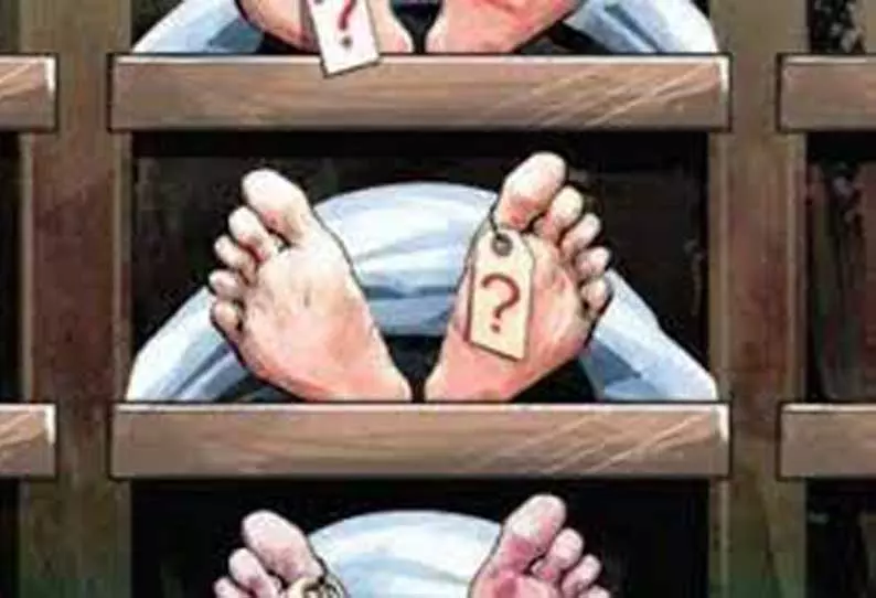 ஒகேனக்கல்லில் காவிரி ஆற்றில் அடித்து செல்லப்பட்ட தனியார் நிறுவன ஊழியர் பலி ஒகேனக்கல்லில் காவிரி ஆற்றில் அடித்து செல்லப்பட்ட தனியார் நிறுவன ஊழியர் பலி