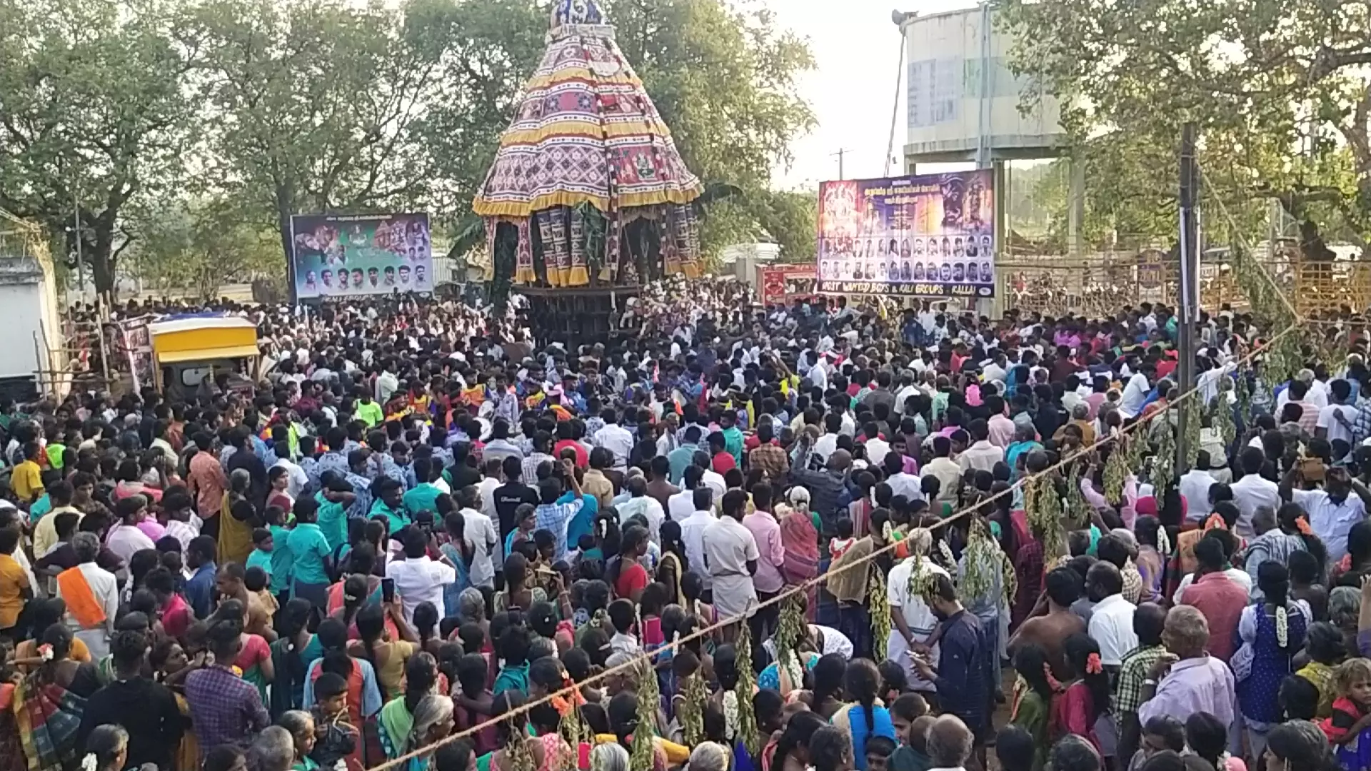 கள்ளை காளியம்மன் கோவில் தேரோட்டம்