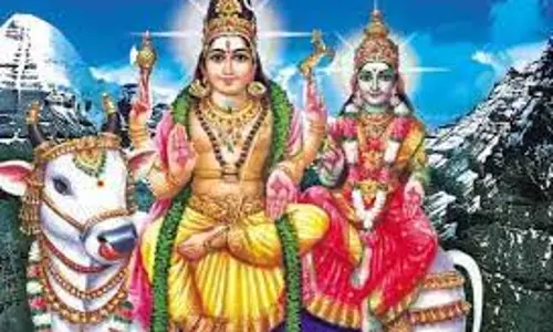 சிவன் கோவில்களில் பிரதோஷ வழிபாடு சிவன் கோவில்களில் பிரதோஷ வழிபாடு