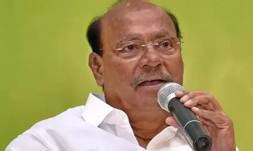 முதுநிலை ஆசிரியர் பணியில் தமிழ்வழி பயின்றவர்களுக்கு அநீதி இழைப்பதா? - டாக்டர் ராமதாஸ் கண்டனம்