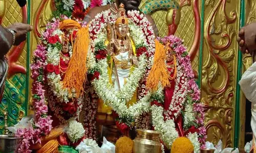 வால்பாறை சுப்பிரமணியசுவாமி கோவிலில் திருக்கல்யாணம் -ஏராளமான பக்தர்கள் தரிசனம் வால்பாறை சுப்பிரமணியசுவாமி கோவிலில் திருக்கல்யாணம் -ஏராளமான பக்தர்கள் தரிசனம்