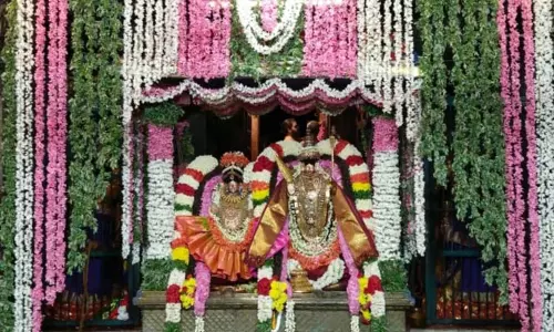 பங்குனி உத்திரத்தை முன்னிட்டு கோவில்களில் சிறப்பு பூஜை