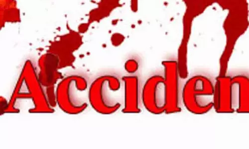 கார் மோதி தொழிலாளி பலி கார் மோதி தொழிலாளி பலி