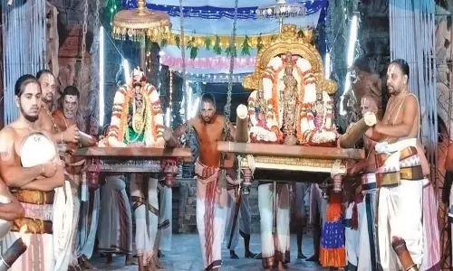 காஞ்சீபுரம் வரதராஜபெருமாள் கோவிலில் திருக்கல்யாணம்