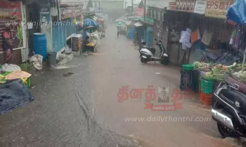 வால்பாறையில் மழைநீர் தேங்காதவாறு வடிகால்கள் தூர்வாரப்படுமா?-பொதுமக்கள் எதிர்பார்ப்பு