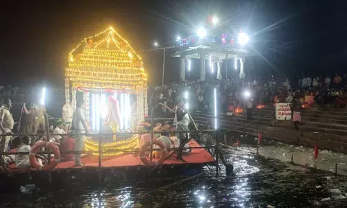 தெப்ப உற்சவம் தெப்ப உற்சவம்