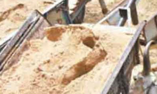 மணல் கடத்திய மாட்டு வண்டி பறிமுதல்