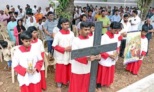 புனித வெள்ளி சிறப்பு பிரார்த்தனை