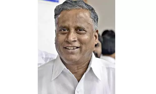 வருணா தொகுதியில் போட்டியிடும்படி மந்திரி சோமண்ணாவுடன், ஆர்.எஸ்.எஸ். தலைவர்கள் பேச்சுவார்த்தை