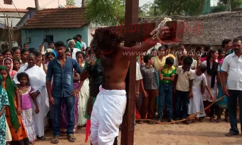 புனித வெள்ளியையொட்டிகோடி அற்புதர் அந்தோணியார் ஆலயத்தில் சிறப்பு பிரார்த்தனை