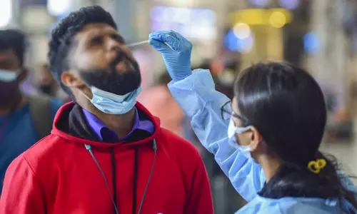 கொரோனா அதிகரிப்பு: கோவா அரசு ஆஸ்பத்திரிகளில் மீண்டும் பரிசோதனை தொடக்கம் கொரோனா அதிகரிப்பு: கோவா அரசு ஆஸ்பத்திரிகளில் மீண்டும் பரிசோதனை தொடக்கம்