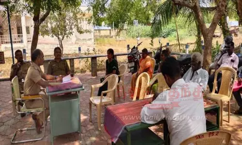 மக்கள் குறைதீர்க்கும் முகாம் மக்கள் குறைதீர்க்கும் முகாம்