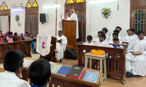 தேவாலயங்களில் சிறப்பு பிரார்த்தனை