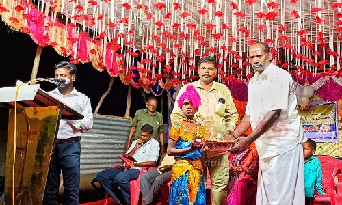 அரசு பள்ளியில் ஆண்டு விழா