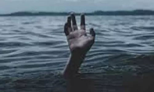 ஒகேனக்கல்லில் சோகம்: காவிரி ஆற்றில் மூழ்கி தொழிலாளி பலி