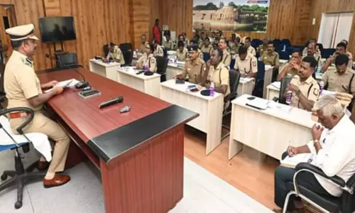 வேலூர் சரக குற்ற கலந்தாய்வு கூட்டம்