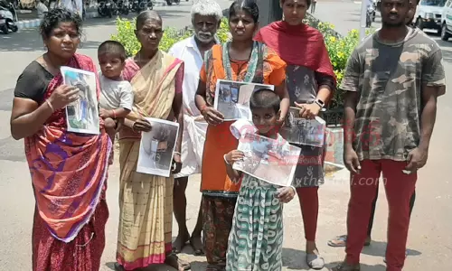 பள்ளிபாளையத்தில்சட்டவிரோத மது விற்பனையை தடுக்க வேண்டும்குறைதீர்க்கும் கூட்டத்தில் பொதுமக்கள் மனு