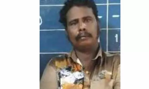 தலையில் கல்லை போட்டு பன்றி இறைச்சி வியாபாரி கொலை