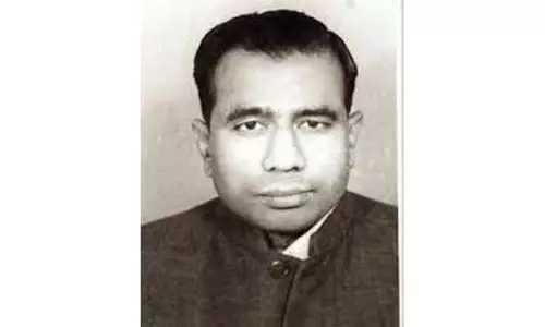 கர்நாடகத்தின் 7-வது முதல்-மந்திரி வீரேந்திர பட்டீல்