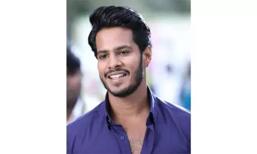 நிகில் குமாரசாமி பிரசாரத்திற்கு எதிர்ப்பு தெரிவித்த பெண்கள்