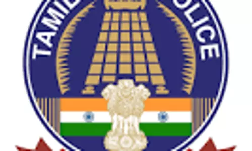 பேரிகை அருகே கவனத்தை திைச திருப்பி முதியவரிடம் ரூ.4½ லட்சம் அபேஸ்மோட்டார் சைக்கிளில் தப்பிய வாலிபர்களுக்கு வலைவீச்சு