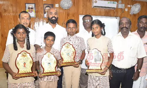 ஸ்ரீஹரிகோட்டா விண்வெளி மையத்தில் பயிற்சி பெற்ற அரசு பள்ளி மாணவ-மாணவிகள் ஸ்ரீஹரிகோட்டா விண்வெளி மையத்தில் பயிற்சி பெற்ற அரசு பள்ளி மாணவ-மாணவிகள்