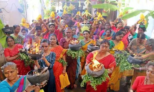 மணிமுத்து மாரியம்மன் கோவிலில் உற்சவ விழா