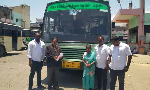 இழப்பீடு வழங்காததால் அரசு பஸ் ஜப்தி இழப்பீடு வழங்காததால் அரசு பஸ் ஜப்தி