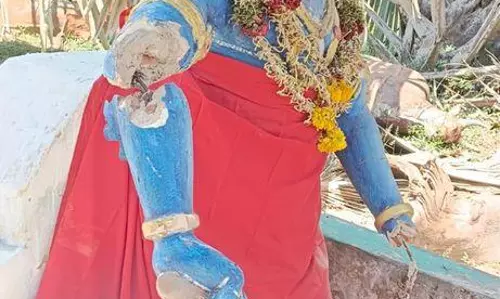 கோவில் சாமி சிலைகள் உடைப்பு