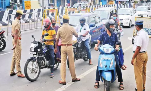 காஞ்சீபுரம் வட்டார போக்குவரத்து வாகன சோதனையில் கடந்த மாதம் ரூ.11¼ லட்சம் அபராதம்