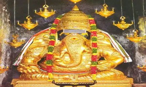 பிள்ளையார்பட்டி கற்பக விநாயகர் கோவிலில் இன்று தீர்த்தவாரி உற்சவம் பிள்ளையார்பட்டி கற்பக விநாயகர் கோவிலில் இன்று தீர்த்தவாரி உற்சவம்