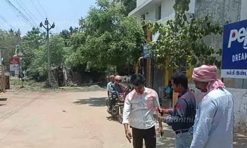 திருப்பரங்குன்றம் பகுதியில் மெட்ரோ ரெயில் வழித்தடங்களில் மண் பரிசோதனை பணி தொடக்கம் திருப்பரங்குன்றம் பகுதியில் மெட்ரோ ரெயில் வழித்தடங்களில் மண் பரிசோதனை பணி தொடக்கம்