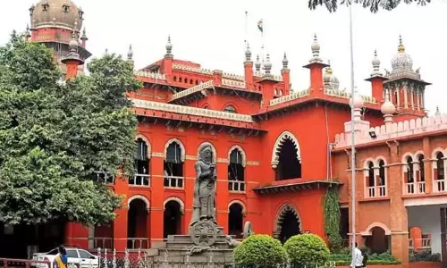 வடபழனி முருகன் கோவிலுக்குச் சொந்தமான நிலம்: அளவீடு செய்ய தாசில்தாருக்கு ஐகோர்ட் உத்தரவு...!