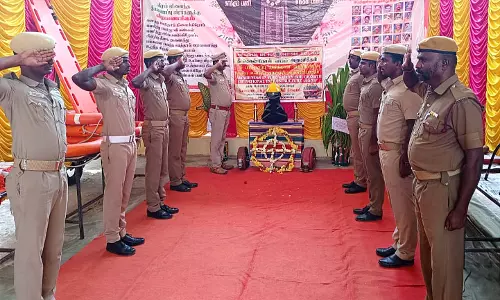 தீ தொண்டு வாரம் அனுசரிப்பு