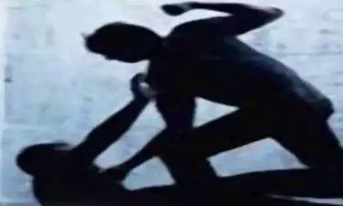 ஈரோட்டில்குடிபோதையில் எலக்ட்ரீசியன் அடித்து கொலை