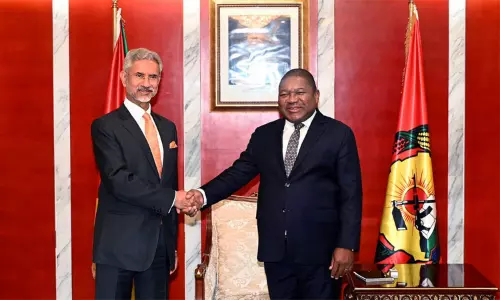 மொசாம்பிக் அதிபருடன் இந்திய வெளியுறவுத்துறை மந்திரி சந்திப்பு