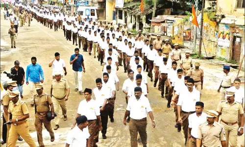 தமிழ்நாட்டில் நாளை நடைபெறுகிறது ஆர்.எஸ்.எஸ். ஊர்வலத்துக்கு போலீசார் கடும் கட்டுப்பாடு