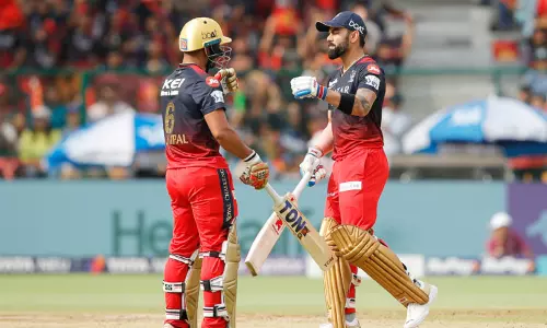 கோலி அரைசதம்...பெங்களூரு அணி 174 ரன்கள் குவிப்பு...!