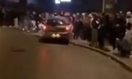 பிரான்சில் மக்கள் கூட்டத்துக்குள் கார் புகுந்து 7 பேர் படுகாயம்