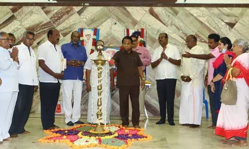 இலவச கண் பரிசோதனை முகாம் இலவச கண் பரிசோதனை முகாம்