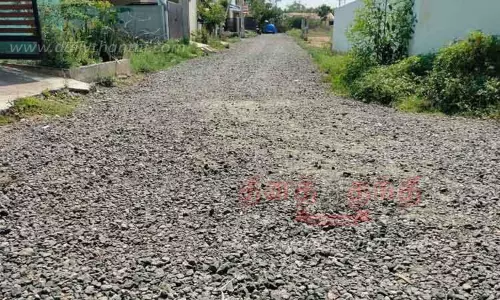 ஜல்லி போட்டீங்க, சரி...தார்சாலை எப்ப போடுவீங்க?