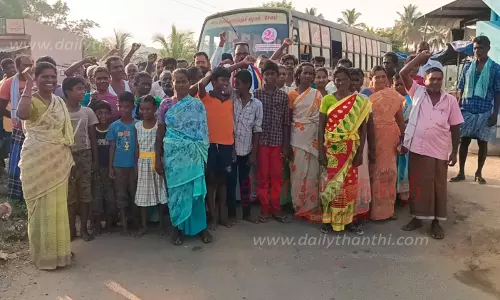 நாகர்கூடல் ஊராட்சியில்அரசு பஸ்களை சிறைபிடித்து கிராம மக்கள் போராட்டம்