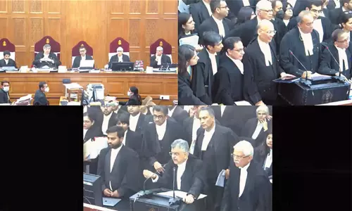 ஒரே பாலின ஜோடி திருமணத்துக்கு சட்டப்பூர்வ அங்கீகாரம் கிடைக்குமா? - சுப்ரீம் கோர்ட்டில் விசாரணை ஒரே பாலின ஜோடி திருமணத்துக்கு சட்டப்பூர்வ அங்கீகாரம் கிடைக்குமா? - சுப்ரீம் கோர்ட்டில் விசாரணை