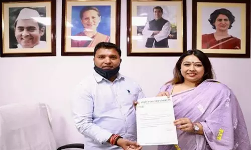 இந்திய இளைஞர் காங்கிரஸ் தலைவர் மீது அசாம் மகளிரணி தலைவி பரபரப்பு குற்றச்சாட்டு இந்திய இளைஞர் காங்கிரஸ் தலைவர் மீது அசாம் மகளிரணி தலைவி பரபரப்பு குற்றச்சாட்டு