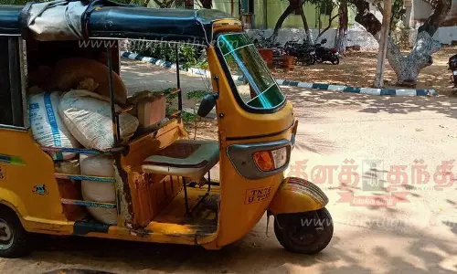 ஆட்டோவில் கடத்த முயன்ற 400 கிலோ ரேஷன் அரிசி பறிமுதல்