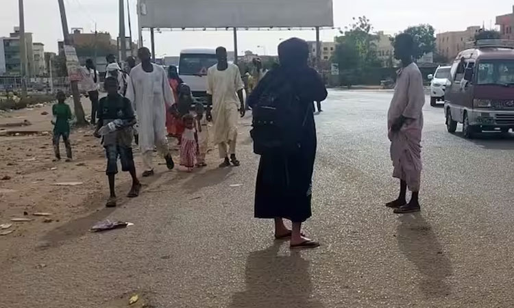 சூடானில் 24 மணி நேரம் போர் நிறுத்தம்: இந்தியர்கள் வெளியேற முடியாமல் தவிப்பு